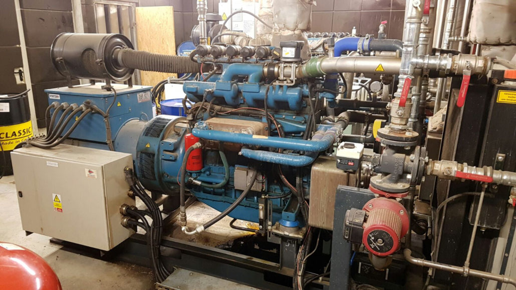 Innenansicht BHKW der Biogasanlage